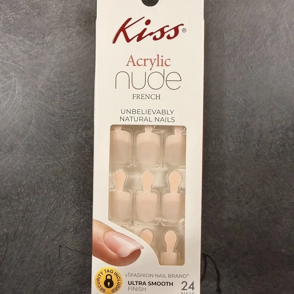 Kiss Acrylic Nude French Tip Press-On Nails - Soft Pink and White RS